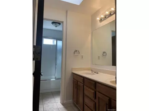 8102 E Bucknell Pl, Denver, CO 80231 photo 17