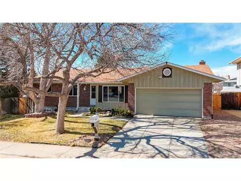 3387 S Pitkin Way, Aurora, CO 80013