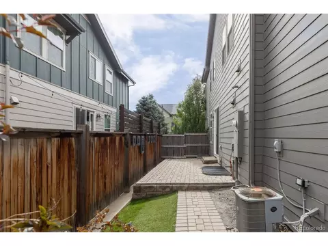 Exterior - 8177 E 53rd Dr, Denver, CO 80238 photo 3 of 4