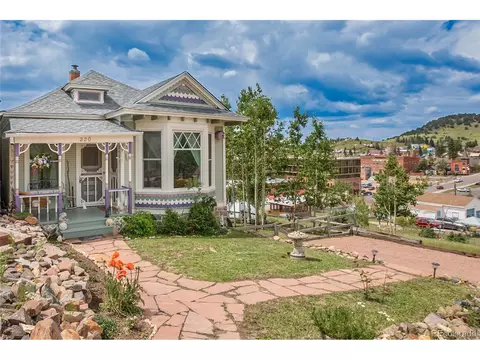 220 Eaton Ave, Cripple Creek, CO 80813