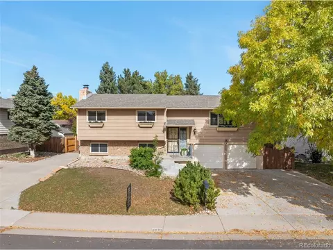 8673 W Swarthmore Pl, Littleton, CO 80123