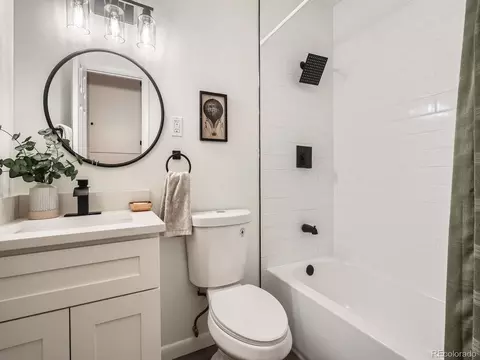 102 E Maple Ave, Denver, CO 80209 photo 8