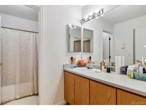 Undisclosed, Denver, CO 80239 photo 11
