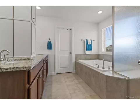 Bath - 2740 E 160th Pl, Thornton, CO 80602 photo 3 of 6