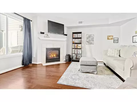 1330 S Monaco Pkwy #8, Denver, CO 80224