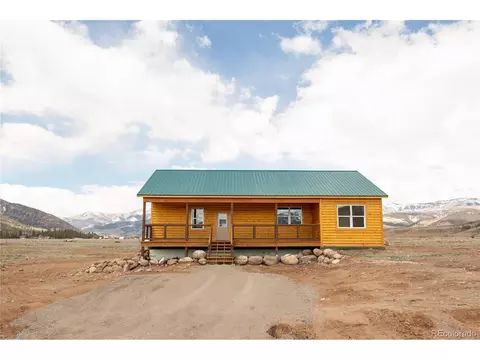 447 Apex Dr, Creede, CO 81130