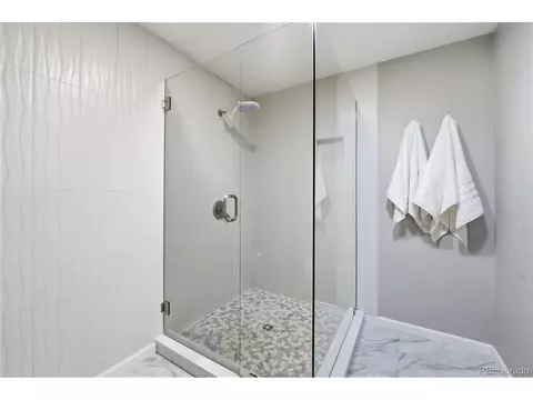 Bath - 15976 Double Eagle Dr #A, Morrison, CO 80465 photo 2 of 4