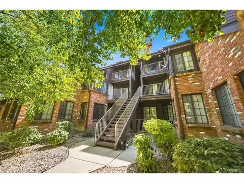 816 S Vance St #B, Lakewood, CO 80226