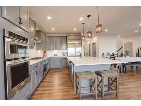 9426 Bross St, Arvada, CO 80007 photo 2
