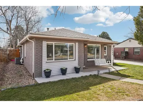Exterior - 5480 Dudley Ct, Arvada, CO 80002 photo 2 of 5