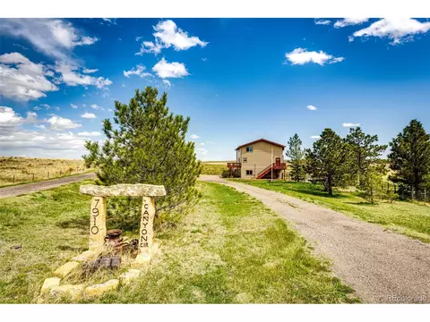7910 Canyon Cir, Elizabeth, CO 80107