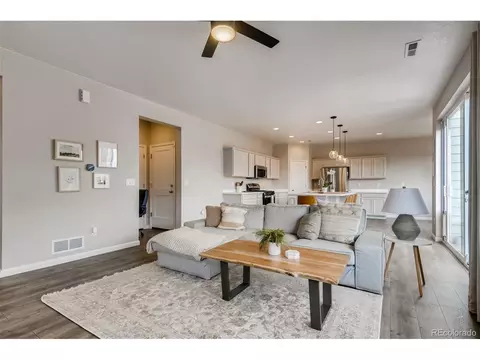 27818 E 8th Ave, Aurora, CO 80018 photo 8