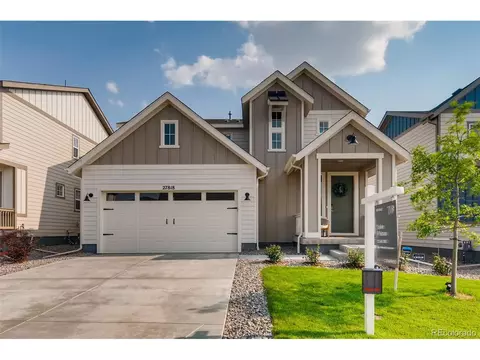 27818 E 8th Ave, Aurora, CO 80018 photo 2