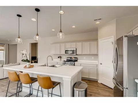 27818 E 8th Ave, Aurora, CO 80018 photo 13