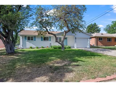 1330 W 6th Ave, Broomfield, CO 80020