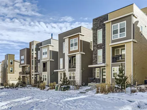 2585 Palau Way, Castle Rock, CO 80109