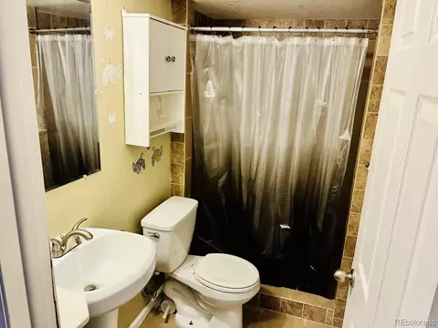 14972 E 45th Ave, Denver, CO 80239 photo 17