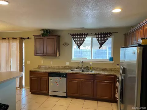 14972 E 45th Ave, Denver, CO 80239 photo 2