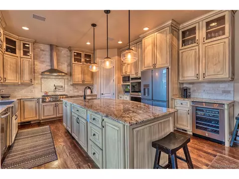 22421 E Peakview Dr, Aurora, CO 80016 photo 4