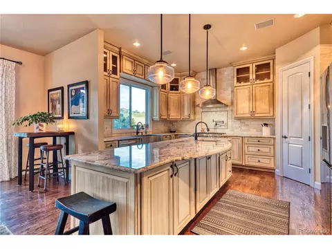 22421 E Peakview Dr, Aurora, CO 80016 photo 3