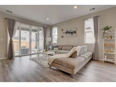 27904 E 9th Dr, Aurora, CO 80018 photo 10
