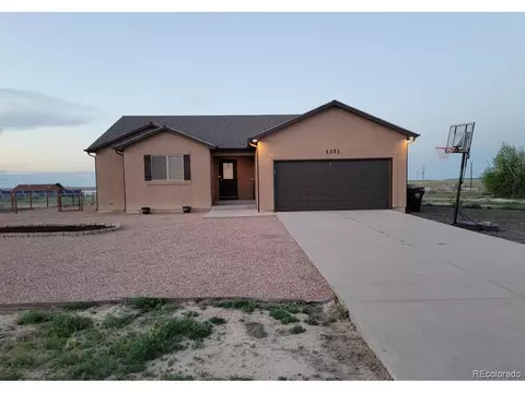 1371 E Kiva Dr, Pueblo West, CO 81007