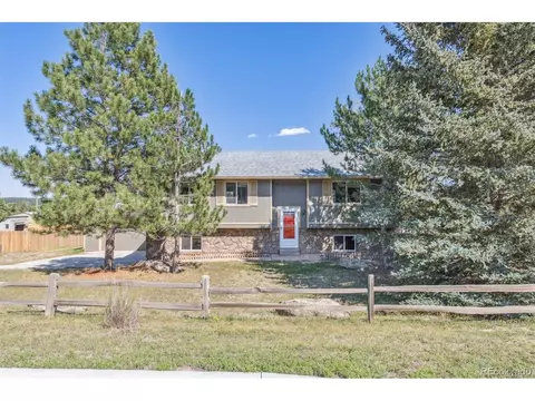 550 S Pearl St, Elizabeth, CO 80107