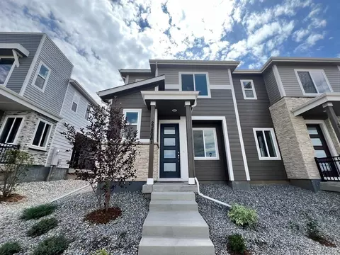 22808 E Tufts Ave #B, Aurora, CO 80015