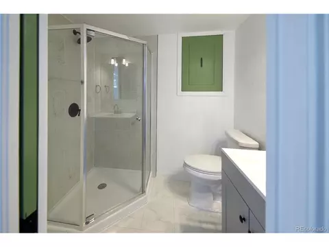 Bath - 16075 E Lehigh Cir, Aurora, CO 80013 photo 2 of 7