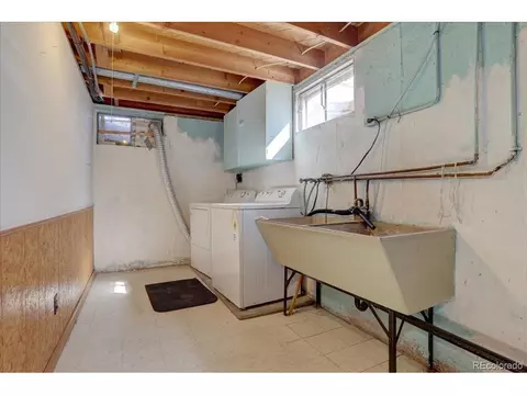 10901 E 6th Pl, Aurora, CO 80010 photo 17