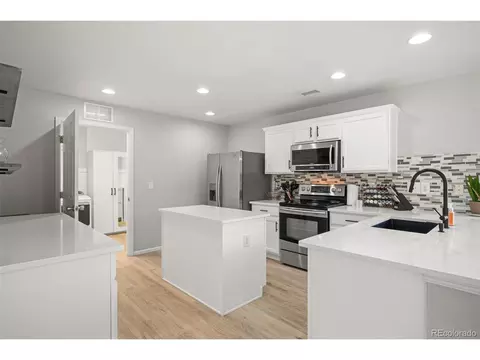 1918 Hogan Ct, Castle Rock, CO 80109