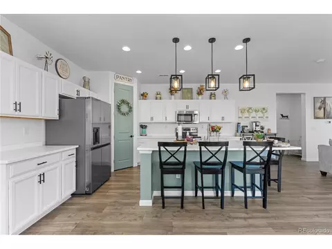 27873 E 6th Pl, Aurora, CO 80018