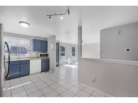 5103 Sable St, Denver, CO 80239 photo 9