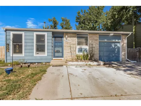 5103 Sable St, Denver, CO 80239 photo 4