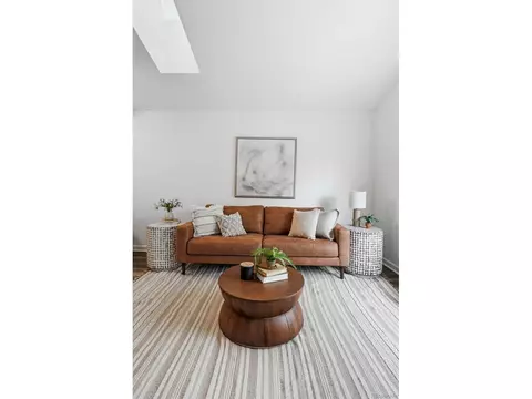 Living - 63 S Sable Blvd #E21, Aurora, CO 80012 photo 4 of 6