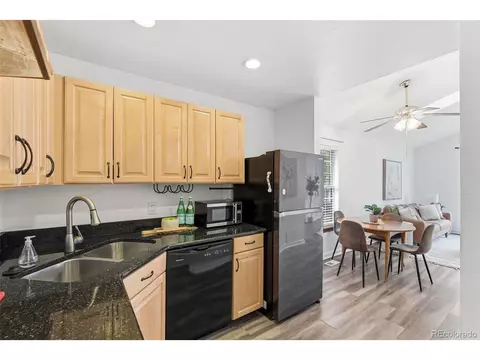 Kitchen - 63 S Sable Blvd #E21, Aurora, CO 80012 photo 5 of 5