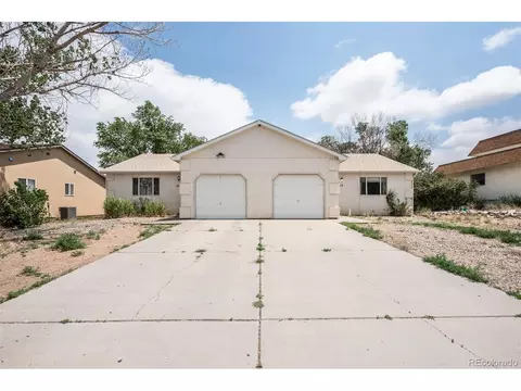 219 W Harmony Dr #221, Pueblo, CO 81007