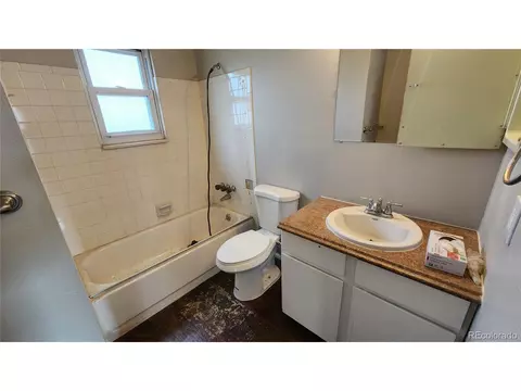 Undisclosed, Aurora, CO 80017 photo 16