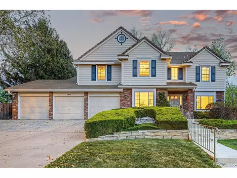 2464 S Fenton Dr, Lakewood, CO 80227