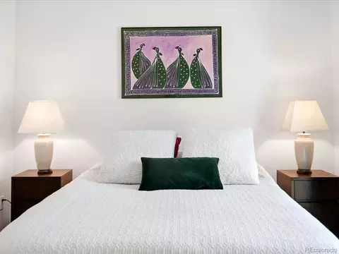 Bedroom - 1345 Bear Mountain Dr #B, Boulder, CO 80305 photo 9 of 10