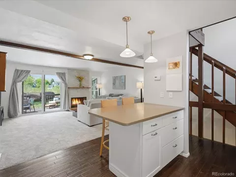 Kitchen - 1345 Bear Mountain Dr #B, Boulder, CO 80305 photo 5 of 5