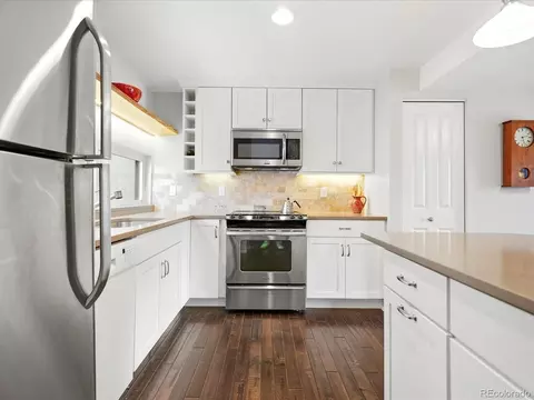 Kitchen - 1345 Bear Mountain Dr #B, Boulder, CO 80305 photo 1 of 5