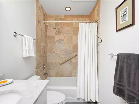 Bath - 1345 Bear Mountain Dr #B, Boulder, CO 80305 photo 3 of 3