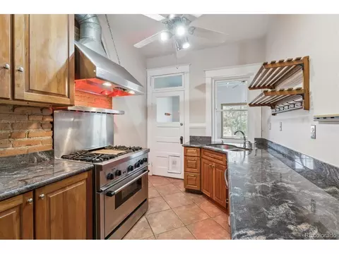 1663 Vine St, Denver, CO 80206 photo 2