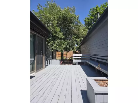 Exterior - 11183 E Baltic Pl, Aurora, CO 80014 photo 4 of 6