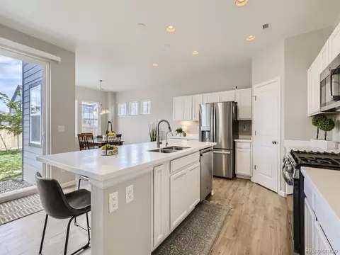 27887 E 8th Ave, Aurora, CO 80018 photo 5