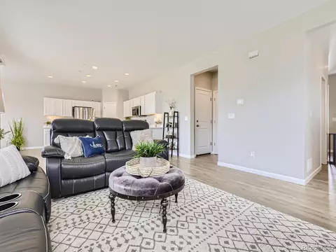 27887 E 8th Ave, Aurora, CO 80018 photo 10