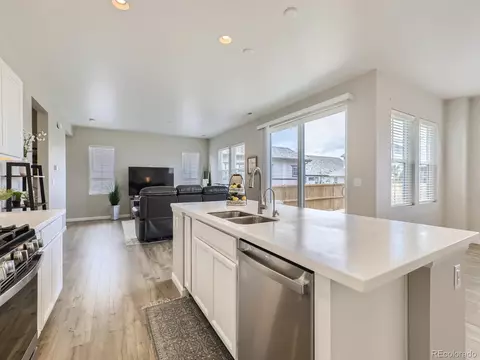 27887 E 8th Ave, Aurora, CO 80018 photo 8