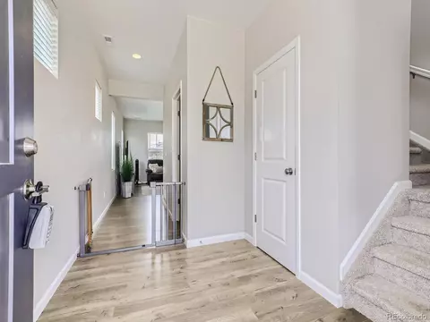 27887 E 8th Ave, Aurora, CO 80018 photo 4