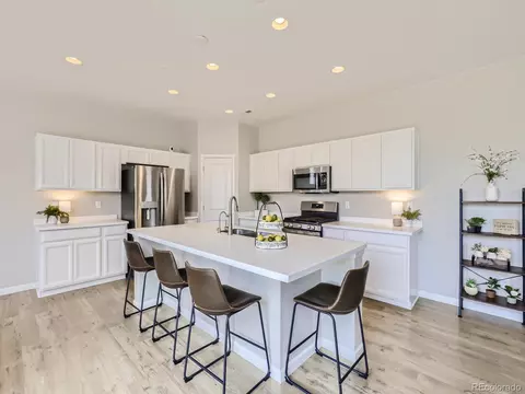 27887 E 8th Ave, Aurora, CO 80018